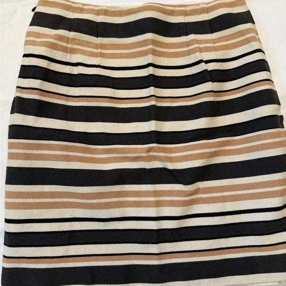 Loft size 4 black/white/peach striped pencil skirt - Picture 4 of 5